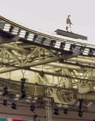 Je suppose qu’il y a #prescription maintenant et que l’on peut #publier une #video de #tomcruise durant les #repetitions de la #ceremonie de #cloture dès #jeuxolympiques2024 : la #fameuse #cascade du #stadedefrance #paris2024