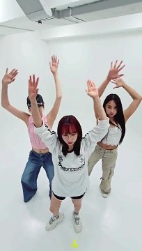 SECRET NUMBER Is Immature - Lea Dita Zuu