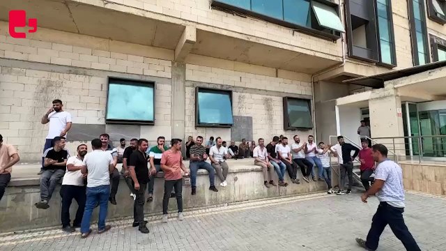 Akcanlar Tekstil'de işçiler üretimi durdurdu