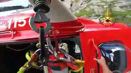 Lecco, padre e figlio di 7 anni appesi a uno sperone a 1700 metri d?altezza: il salvataggio