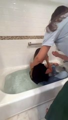 ¡Dayana Mendoza bautiza en el cristianismo a Stefanía Fernández!