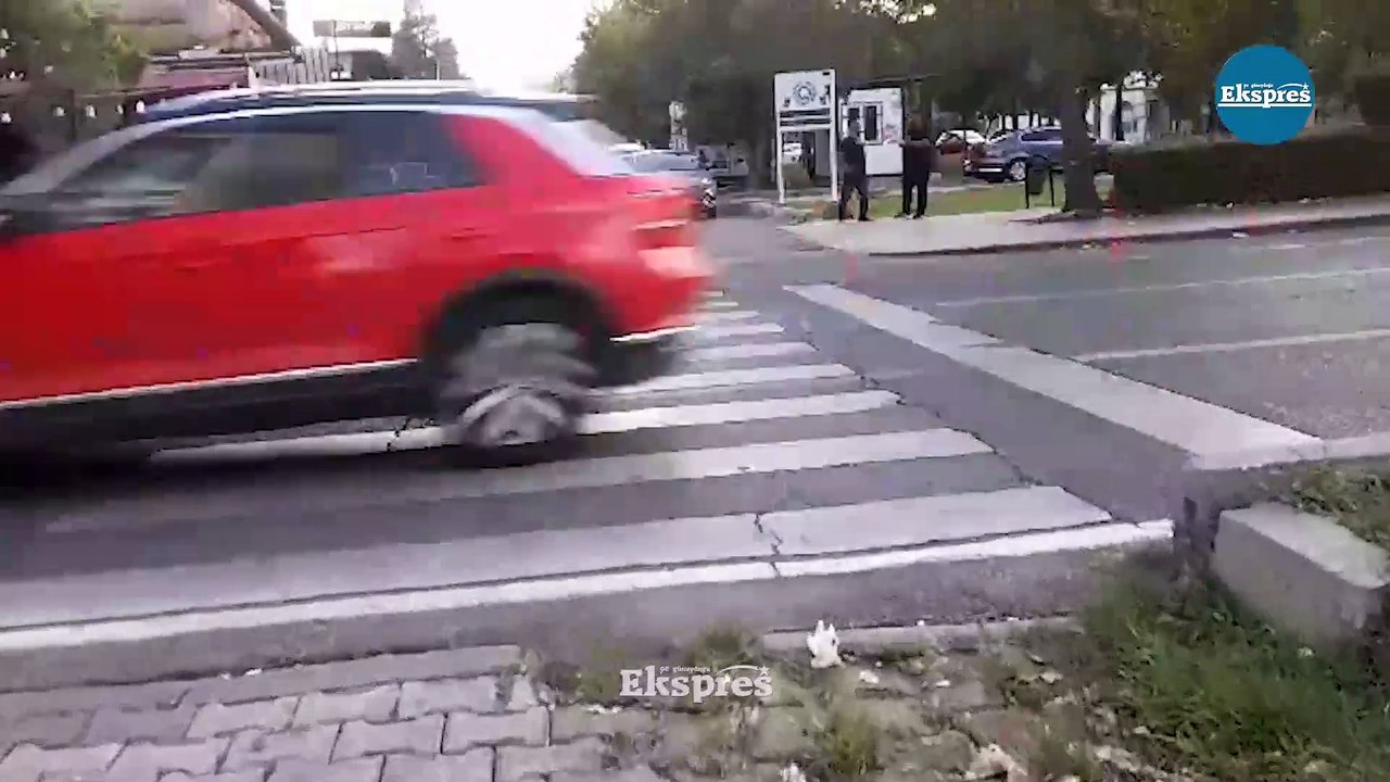 Diyarbakır’da bir tuhaf yaya geçidi! Kullananlar tehlike altında