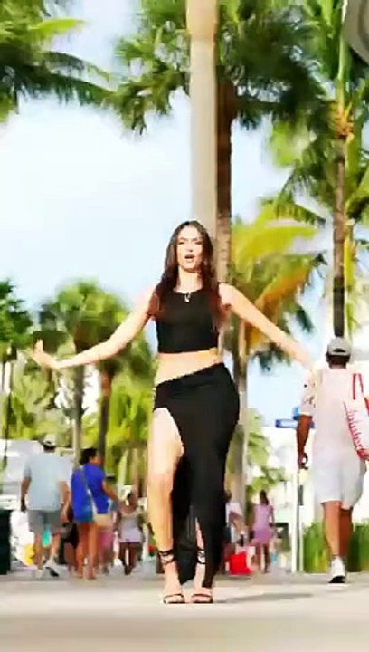 Alibi Hips Dance With Heels & Dress in Miami Beach  ...