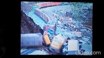 savetubeio-model-g-scale-snake-river-train-crashes-with-added-sound-effects-2_OD98aCuT