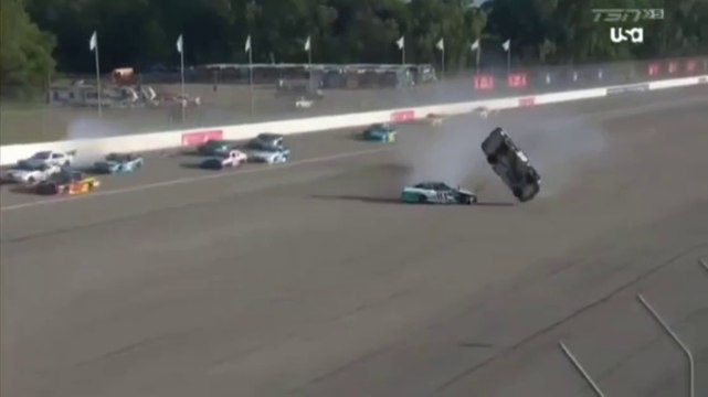 NASCAR Xfinity 2024 Michigan Finish Sieg Big Flip Crash