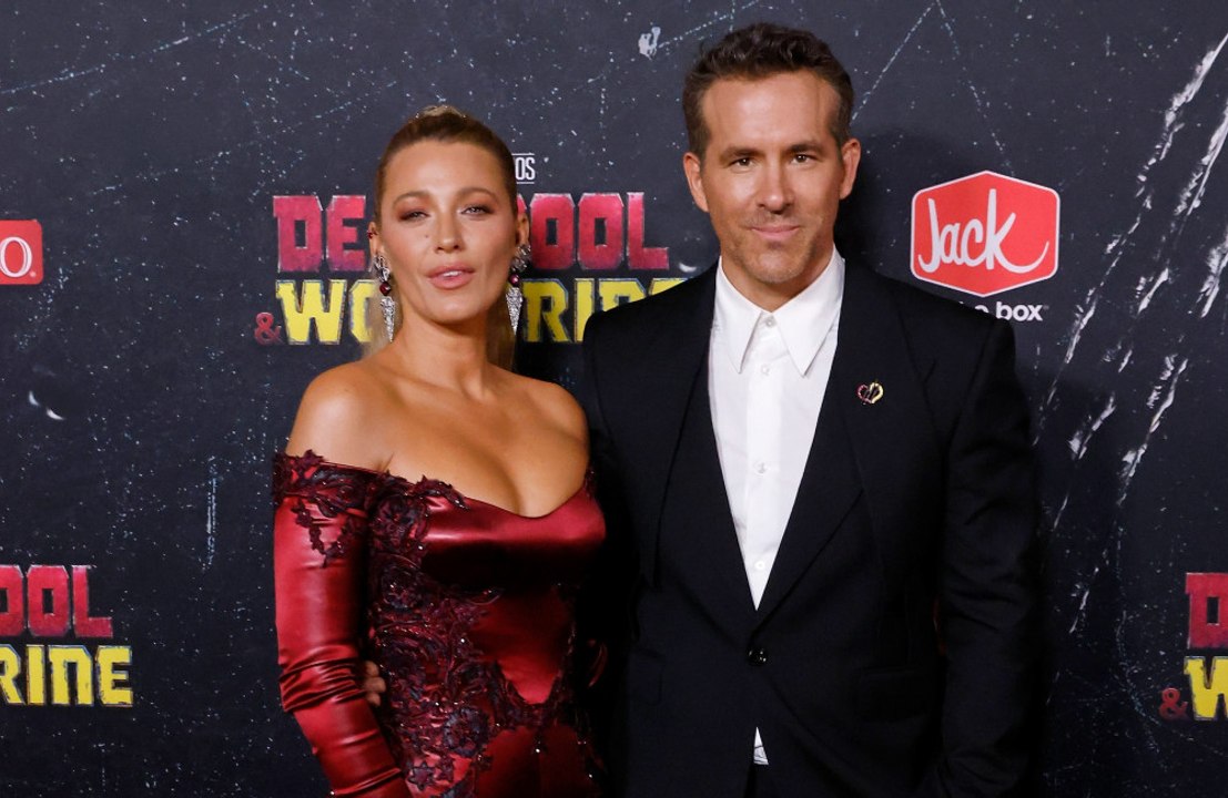 Ryan Reynolds está feliz de que la cinta de Blake Lively, 'It Ends With Us', haya superado en taquilla a 'Deadpool y Wolverine'