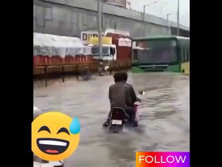 Metro Bus Lahore Pakistan Funny Clip