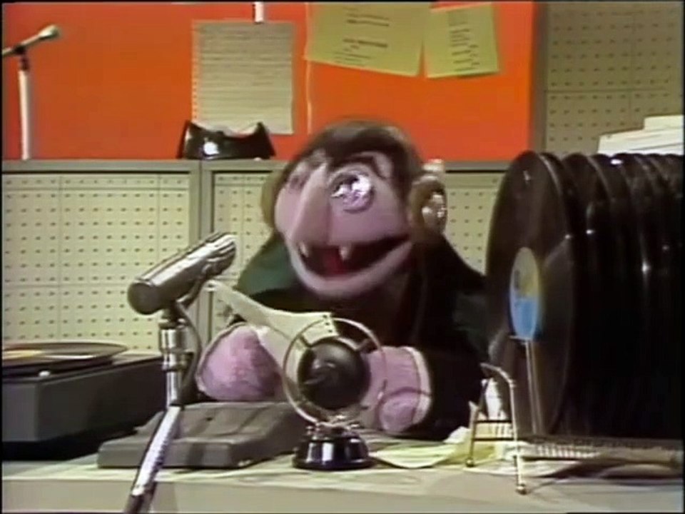 Sesame Street - 1045 - The Count's Countdown Scene 10 (HQ)