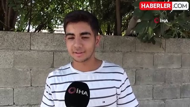 Kontrollü olarak yıkılan 4 katlı binanın yerle bir olmasıyla yaşanan panik kamerada