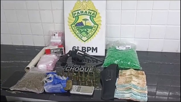 Choque encontra drogas, armas e dinheiro em residência após disparo de arma de fogo no Interlagos