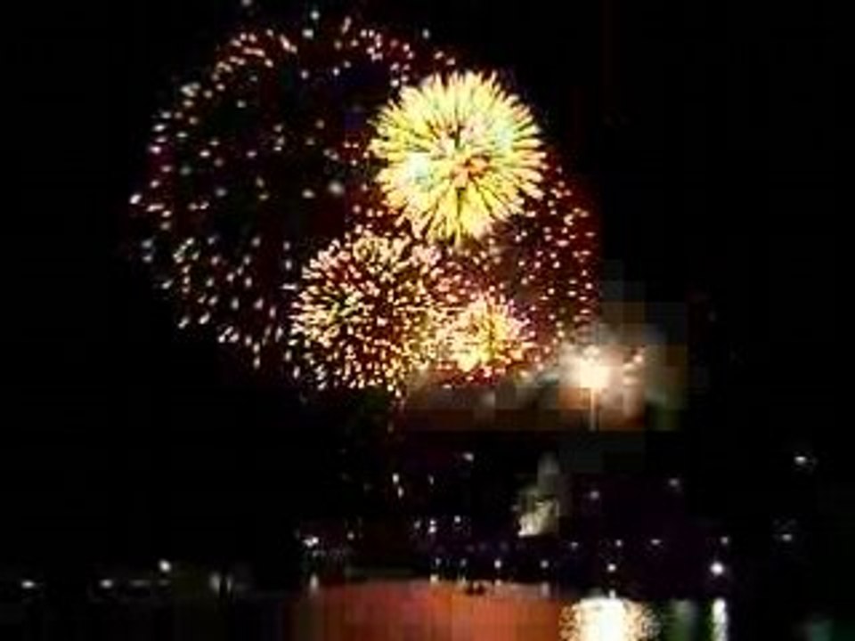 Montreal Canada day firework 2007#7