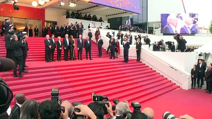 Morre Alain Delon, grande ícone do cinema francês, aos 88 anos