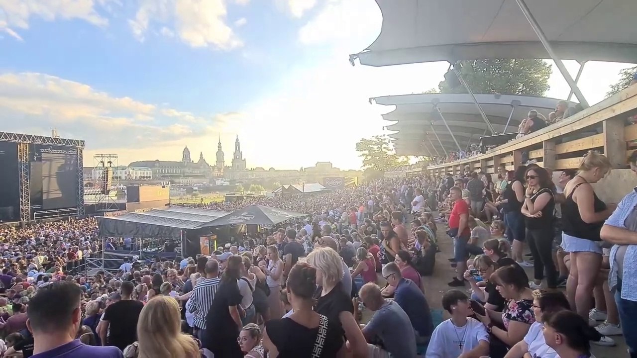 17.08.2024 - Dresden: Purple Disco Mashine