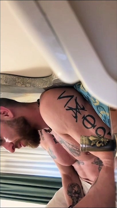 MOIS ZOIS OBDACHLOSER TikTok Livestream   Man in the Mirror - Lachluli   7. August 2024