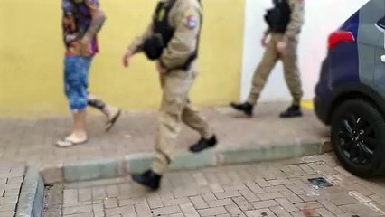 Acusado de violência doméstica é preso pela PM após denúncia