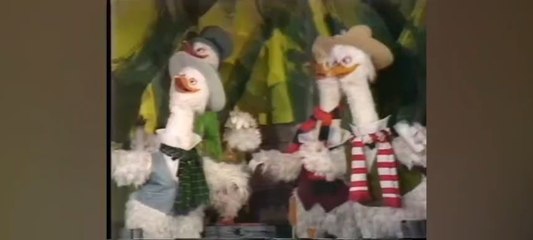Disney Christmas Classics Medley with GlenCampbell - America Sings at Disneyland Attraction