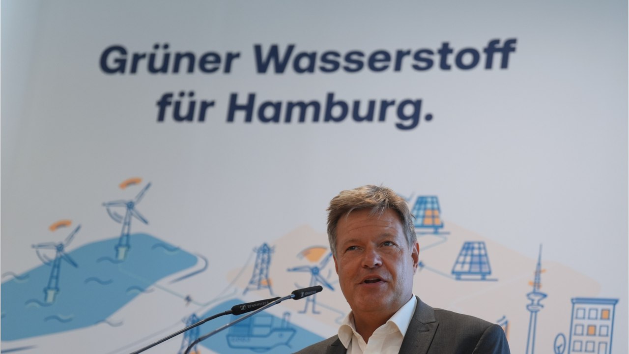 Finanzlücke im Haushaltsentwurf für 2025: Internet empört sich über Habeck-Aussage