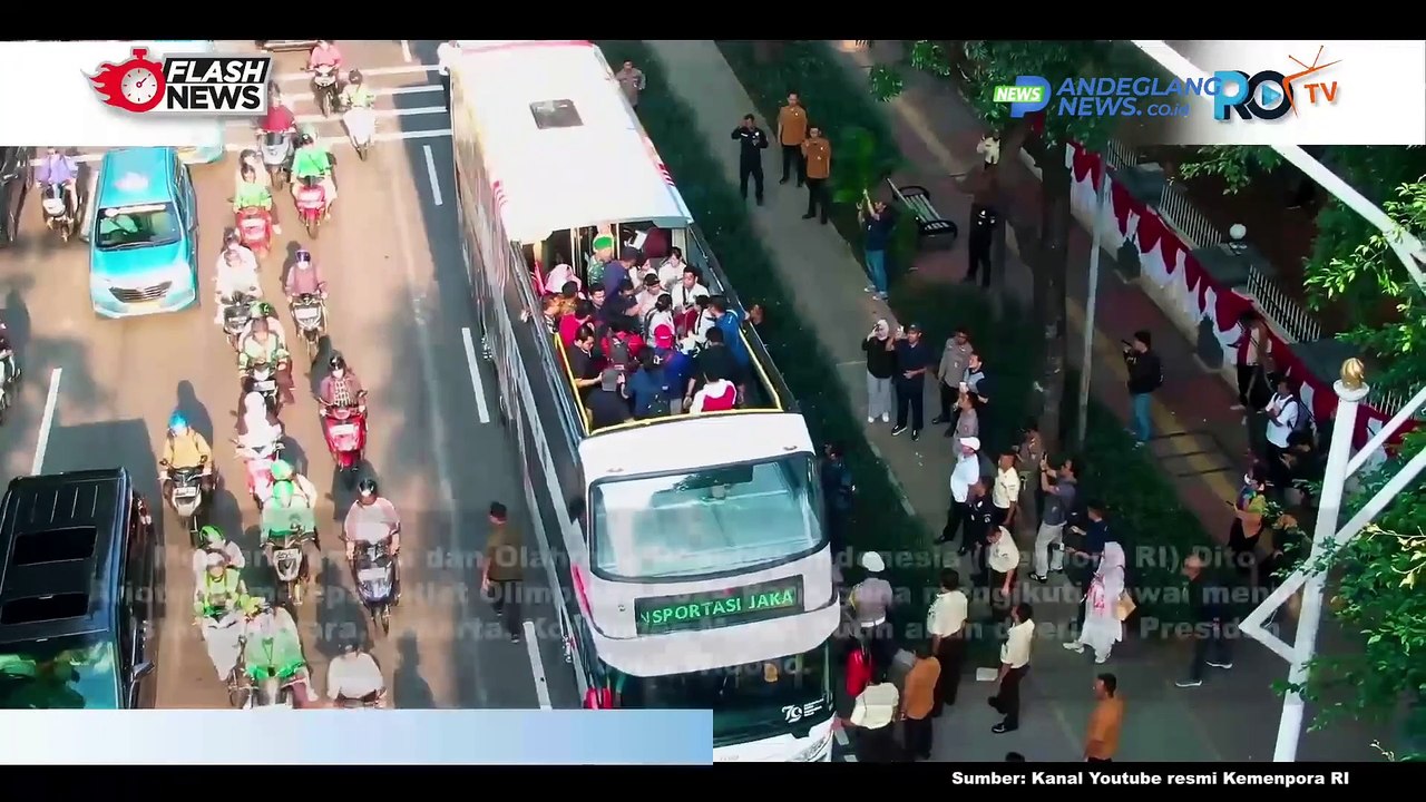 MENPORA DITO KAWAL PAWAI ATLET OLIMPIADE PARIS 2024 MENUJU ISTANA NEGARA JAKARTA