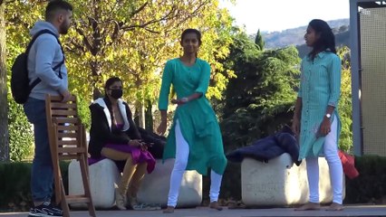 ARTIST WITHOUT TALENT Paint stranger people✍️ - AWESOME REACTIONS