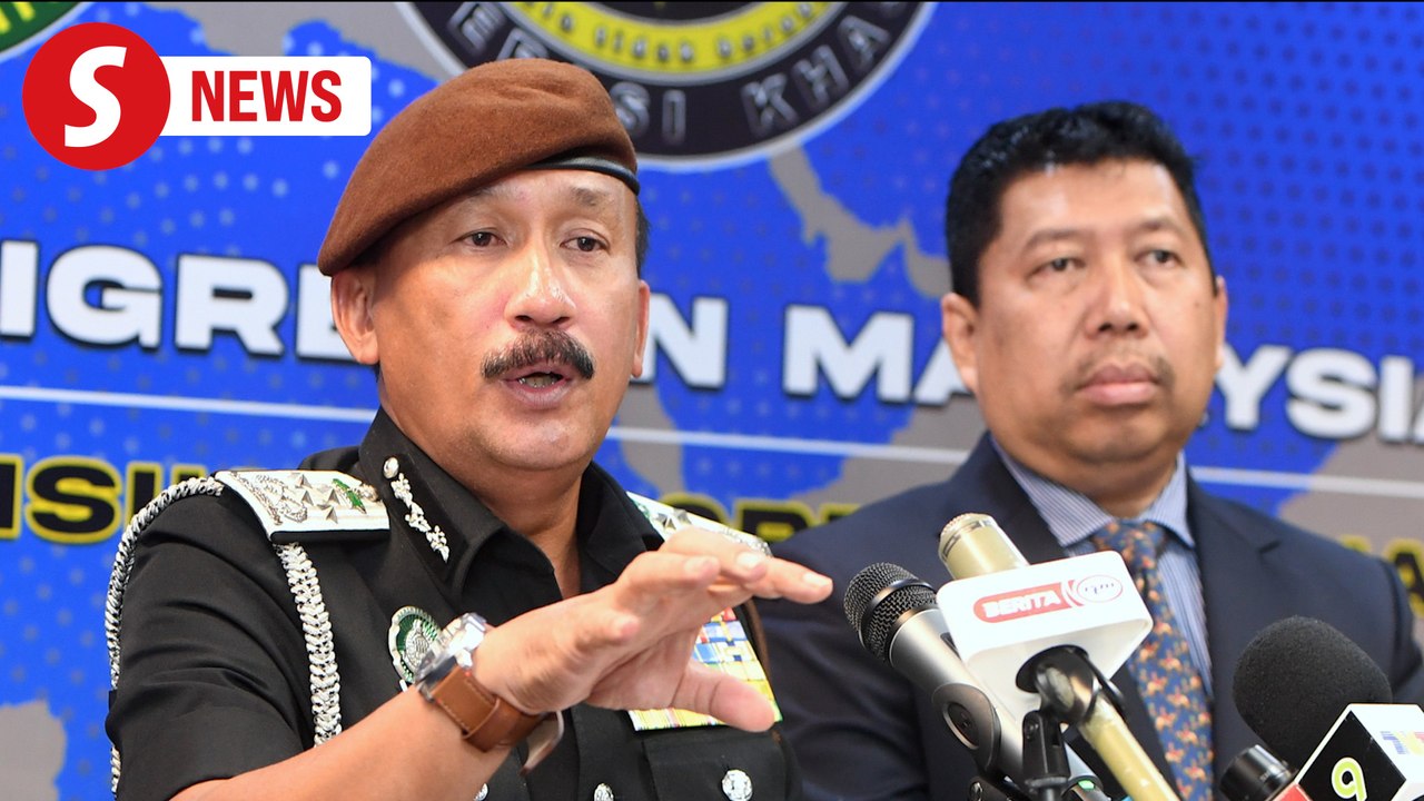 Immigration to get tough on bosses who hire undocumented workers, says D-G