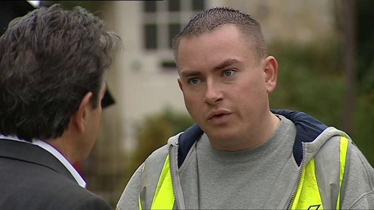 Emmerdale Simon Meredith Threatens Rodney Blackstock 16th November 2005
