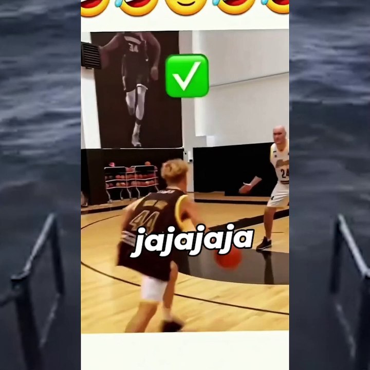 Watch Best Funny videos that are captured Rarel...