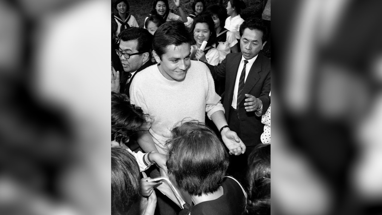 Pourquoi le Japon pleure autant la disparition d’Alain Delon ?