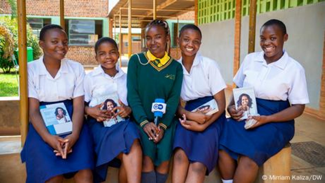 GirlZOffMute — What do schoolgirls in Malawi think of 'Becoming' by Michelle Obama?