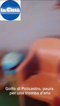 Tromba d'aria nel Golfo di Policastro, paura tra i bagnanti