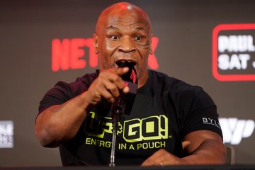 Mike Tyson sorprende a Jake Paul con un combo mortal que podría noquearlo