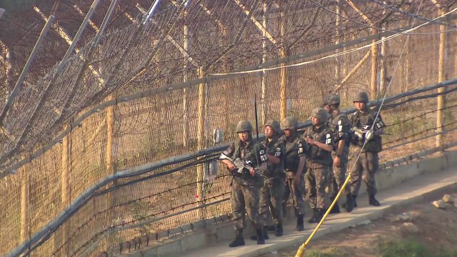 이번엔 '북한군 도보 귀순'...대북 확성기 영향 있었나 / YTN