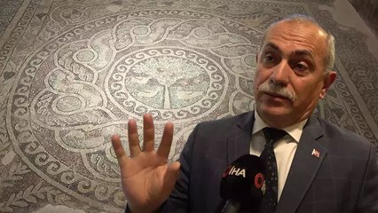Üstünde elma ağacı olan tek antik mozaik Amasya'da