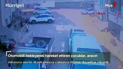 Çocukların park halindeki otomobilde güç denemesi faciaya neden oluyordu