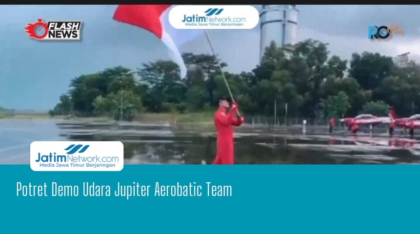 Potret Demo Udara Jupiter Aerobatic Team