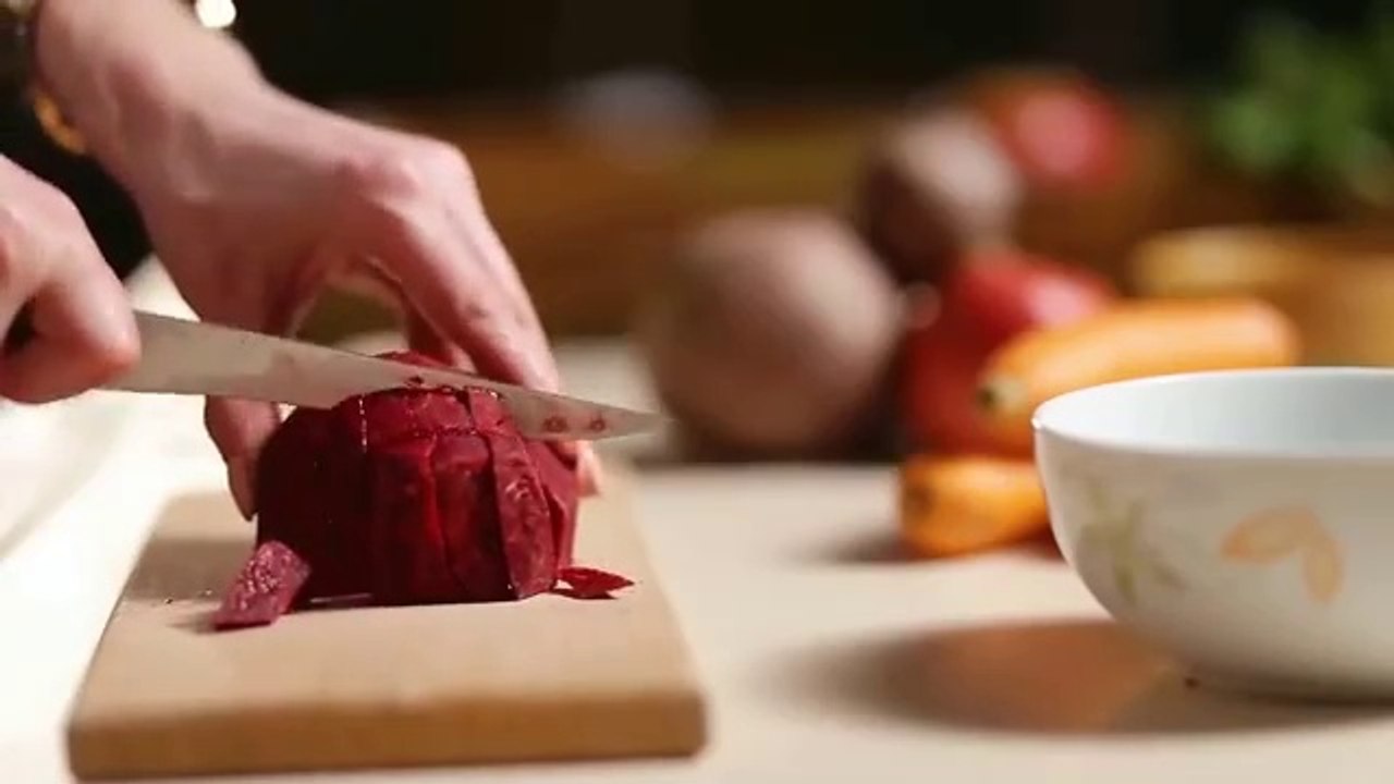 Prevent the #1 Killer: Beetroot Boosts Circulation, Reduces Clogged Arteries & BP | Dr. Mandell