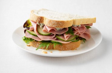 Eating red meat raises the risk of type 2 diabetes