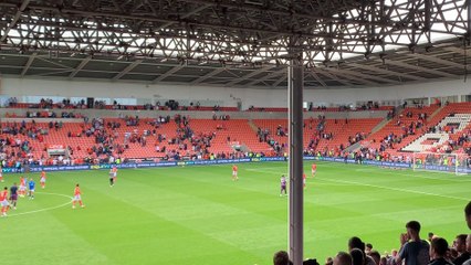 Blackpool sack Neil Critchley