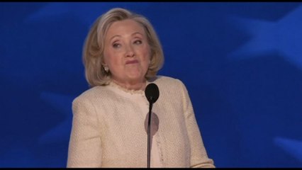 Usa, Hillary Clinton attacca Trump: adesso è in fuga