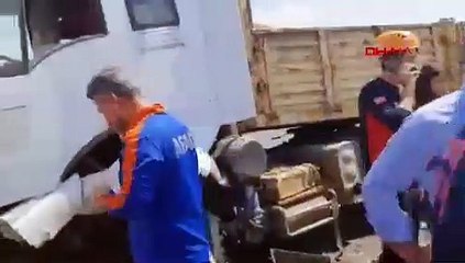 Düğün yolunda facia: Aynı aileden 4 kişi öldü