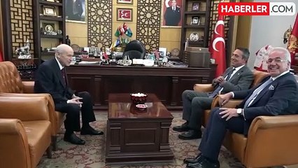 Ziyaretten çok bu kare konuşulmuştu! Devlet Bahçeli'den 17-25 Aralık iddialarına sert yanıt