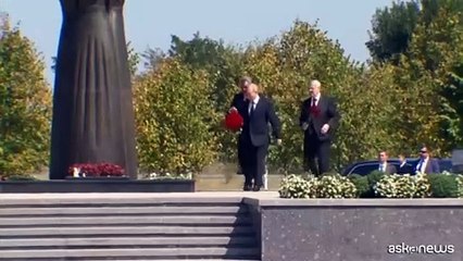 Vladimir Putin ha visitato per la prima volta la scuola di Beslan