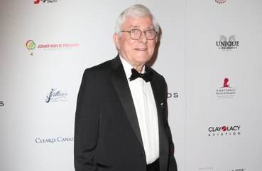 Marlo Thomas has paid a glowing tribute to her late husband Phil Donahue