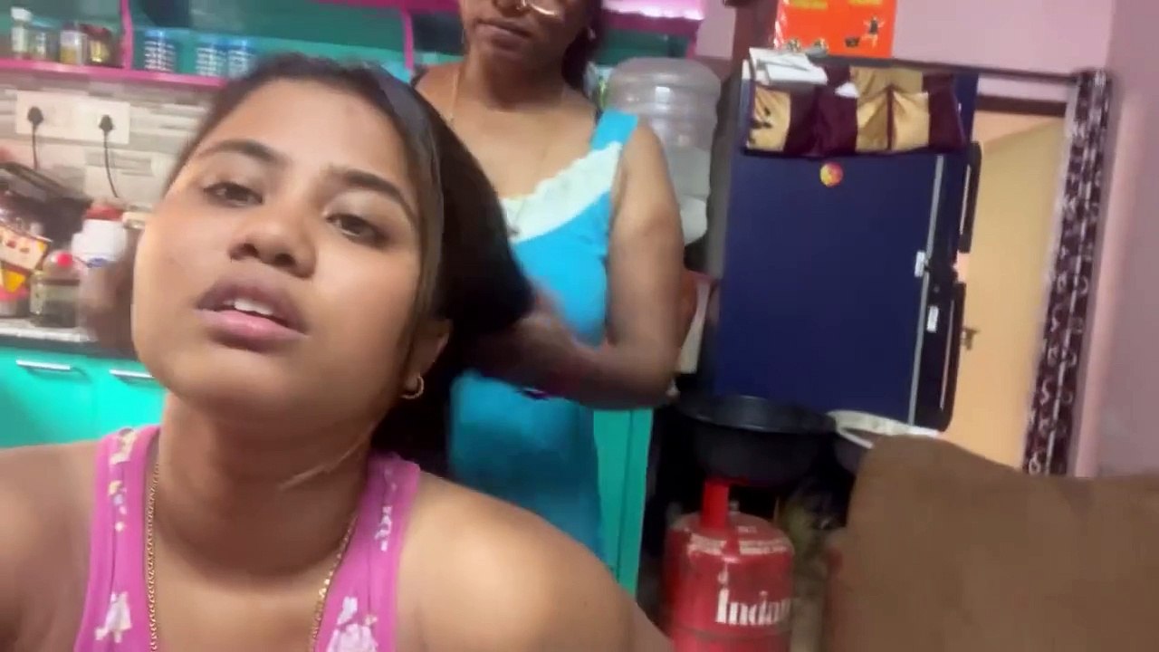 Babare kisob banachhe r kisob makhachhe  Halka kore bodyspa hoe jak ??