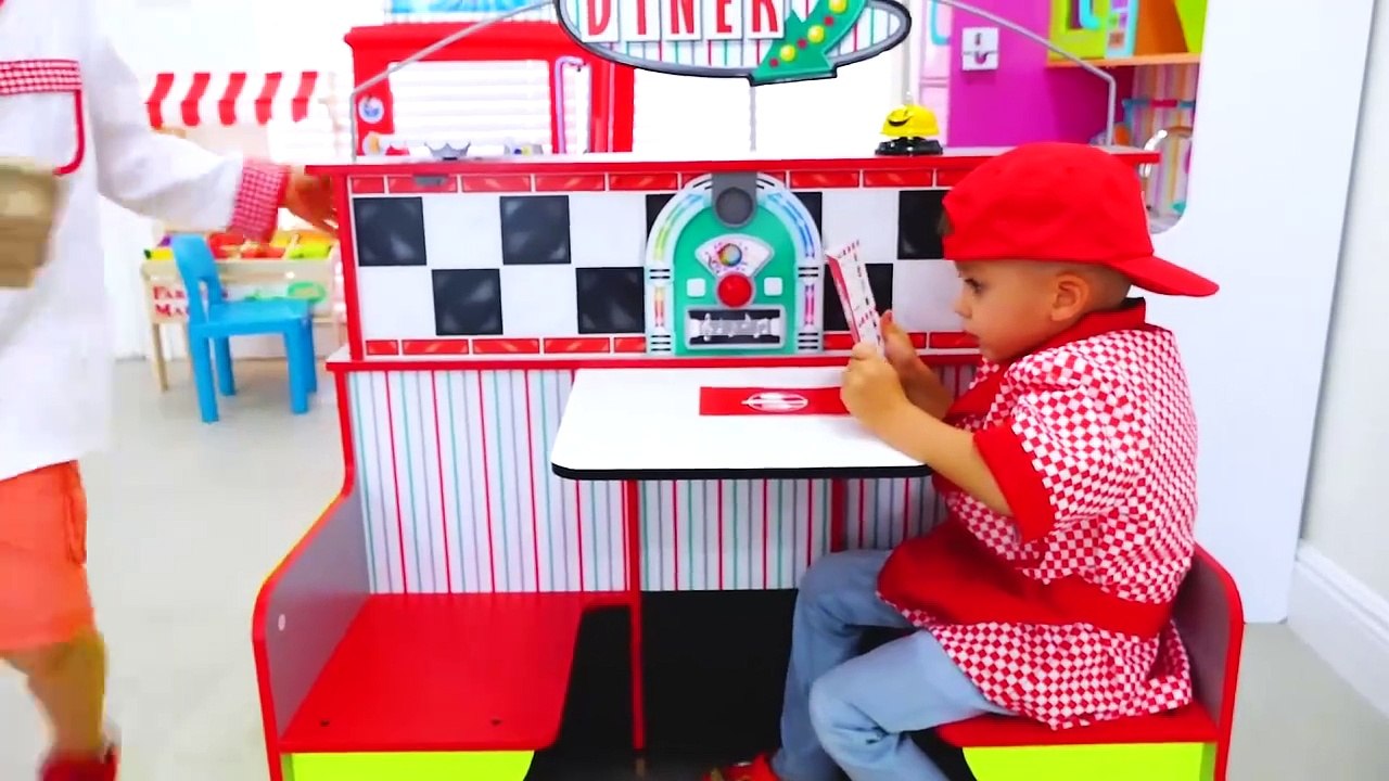 Vlad and Nikita Cooking Breakfast for Mama