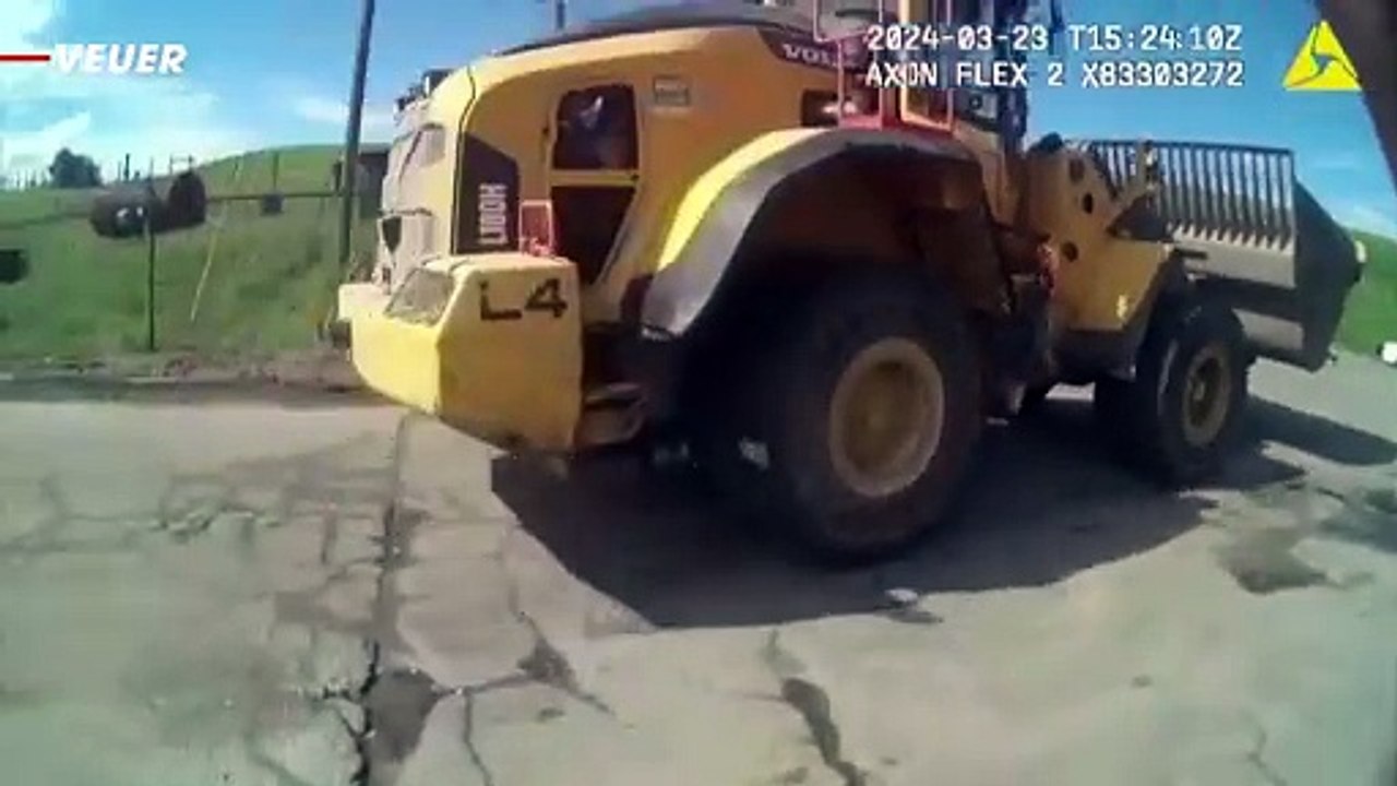 A Low-Speed Chase Between a Tractor and Police!