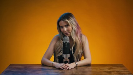 Mimi Webb Does ASMR with a Fizzy Drink, Talks Developing her Songwriting Process & "Mistake"