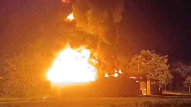 tn7-incendio-bodega-200824