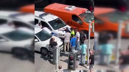 İzmir'de polise saldırı: Önce aynayı kırdı sonra yumruk attı!