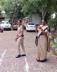 खाईके पान बनारस वाला’ वर नाचणारे पोलीस निलंबित