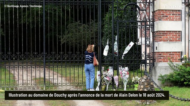 Le jour de l'inhumation d'Alain Delon à Douchy révélé, ses 3 enfants entourés de quelques amis seulement
